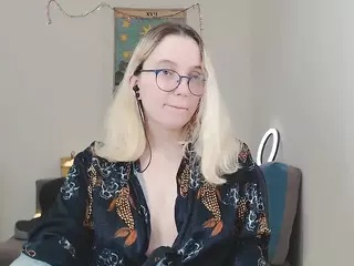 kiratarot's Live Sex Cam Show
