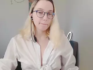kiratarot's Live Sex Cam Show