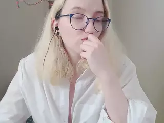 kiratarot's Live Sex Cam Show