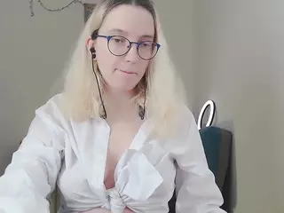 kiratarot's Live Sex Cam Show