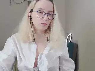 kiratarot's Live Sex Cam Show