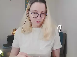 kiratarot's Live Sex Cam Show