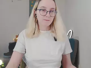 kiratarot's Live Sex Cam Show