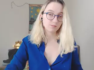 kiratarot's Live Sex Cam Show