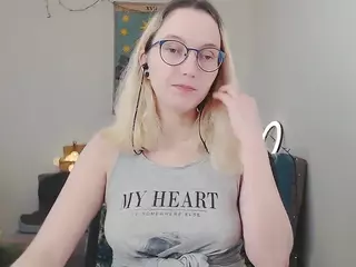 kiratarot's Live Sex Cam Show