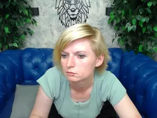 LenaPaulles's Live Sex Cam Show