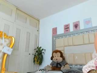 michellgonzalez webcam