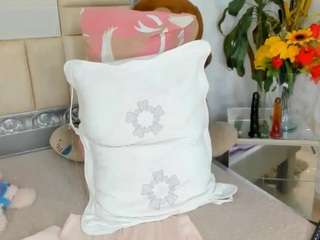 michellgonzalez Live Webcam on CamSoda