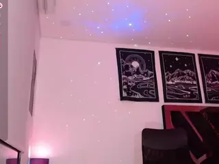 Lissa-Smalldoll69's Live Sex Cam Show