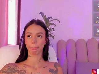 suniipuffle Live Webcam on CamSoda