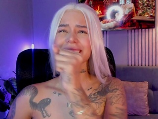 Live webcam model suniipuffle on Soda Cams