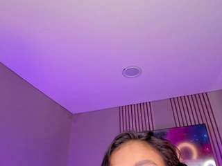 Live webcam model suniipuffle on Soda Cams