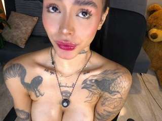 suniipuffle Live Webcam on CamSoda