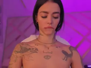 Valentina Vega's Live Sex Cam Show