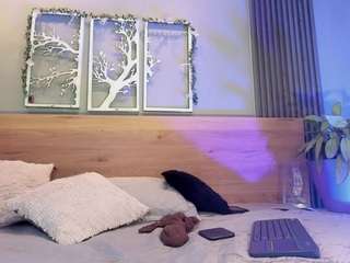 alejandra-cherry webcam