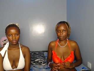 glowingjewel Live Webcam on CamSoda