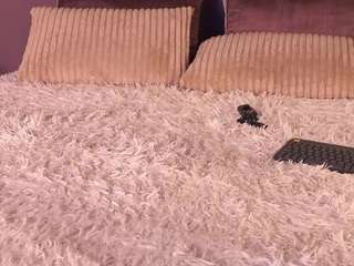 Live webcam model izzywild on Soda Cams