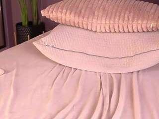 Live stream of izzywild