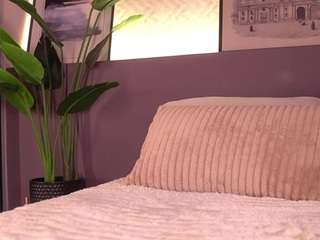 Ce modèle est en direct maintenant. izzywild