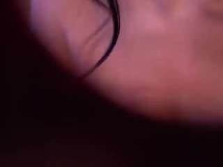Izzywild's cam show statistics and live stream