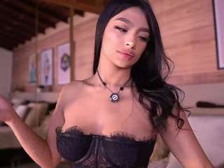 Izzy Wild live webcam show