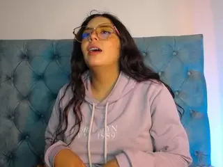 Paola2Lyon's Live Sex Cam Show