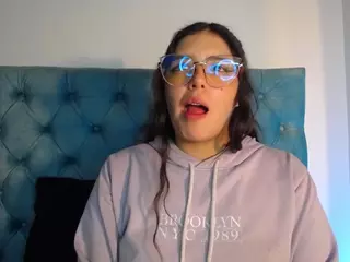 Paola2Lyon's Live Sex Cam Show