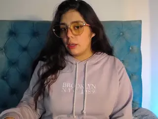 Paola2Lyon's Live Sex Cam Show