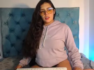 Paola2Lyon's Live Sex Cam Show