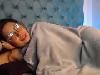 Paola2Lyon's Live Sex Cam Show