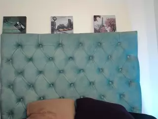 Paola2Lyon's Live Sex Cam Show