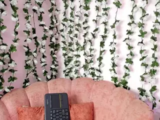 sara-kurt's Live Sex Cam Show