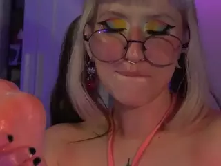 AlexTheKitten's Live Sex Cam Show