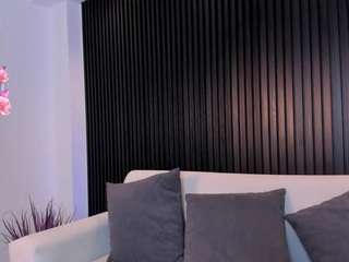 ashleyy-collinss webcam model