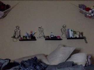 infinitiwhitebaby webcam