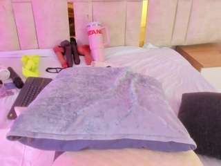 konnynaugthy's CamSoda show and profile