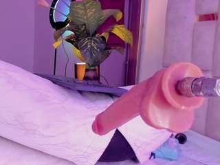 KonnyNaugthy live cam preview