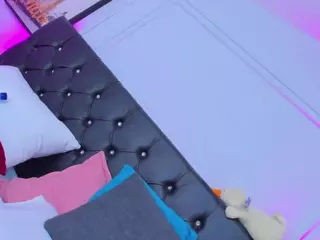 KonnyNaugthy's Live Sex Cam Show