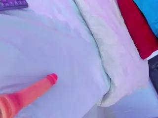 KonnyNaugthy's Live Sex Cam Show