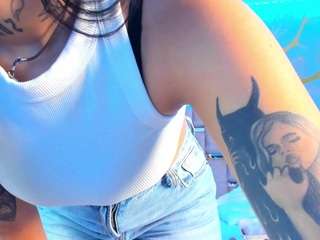 leiawong Live Webcam on CamSoda