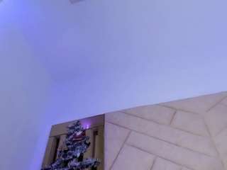 Live webcam model leiawong on Soda Cams