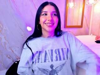 leiawong's CamSoda show and profile