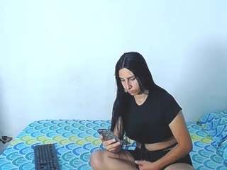 aisha-stacey webcam model