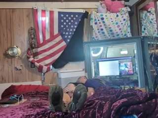 Alanahsinns live cam preview