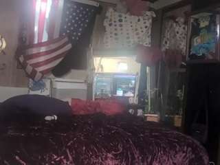 Alanahsinns live cam preview