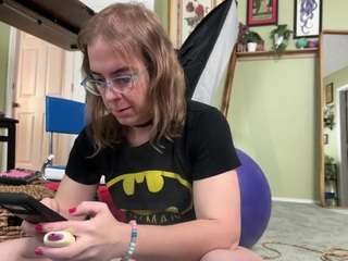 linzy19 live cam profile