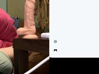 linzy19 live cam profile