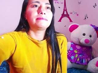 hannagirl7's CamSoda show and profile