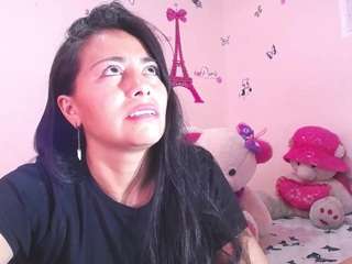 hannagirl7 Live Webcam on CamSoda