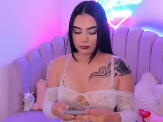 Amara-Miller's Live Sex Cam Show